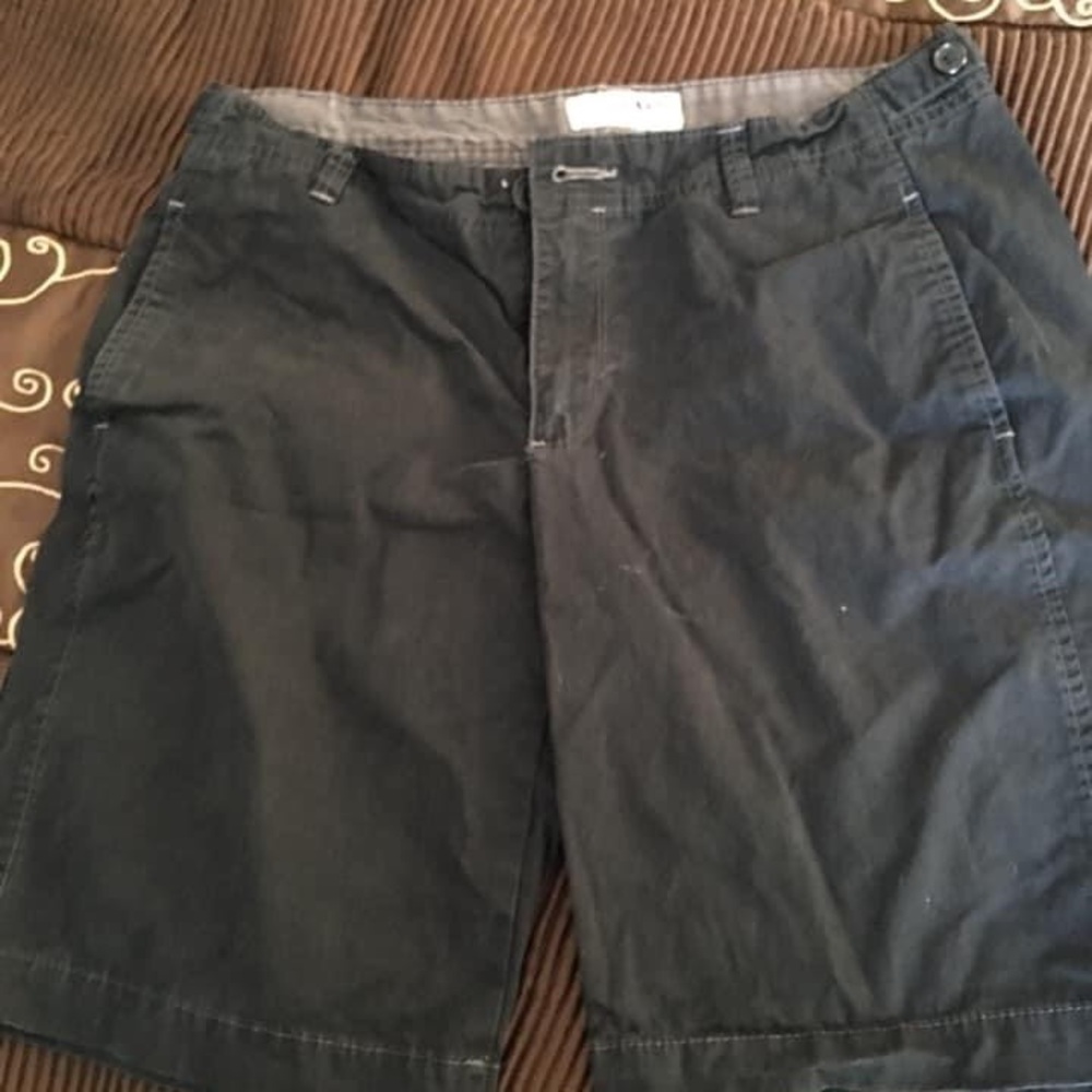 Old navy black shorts